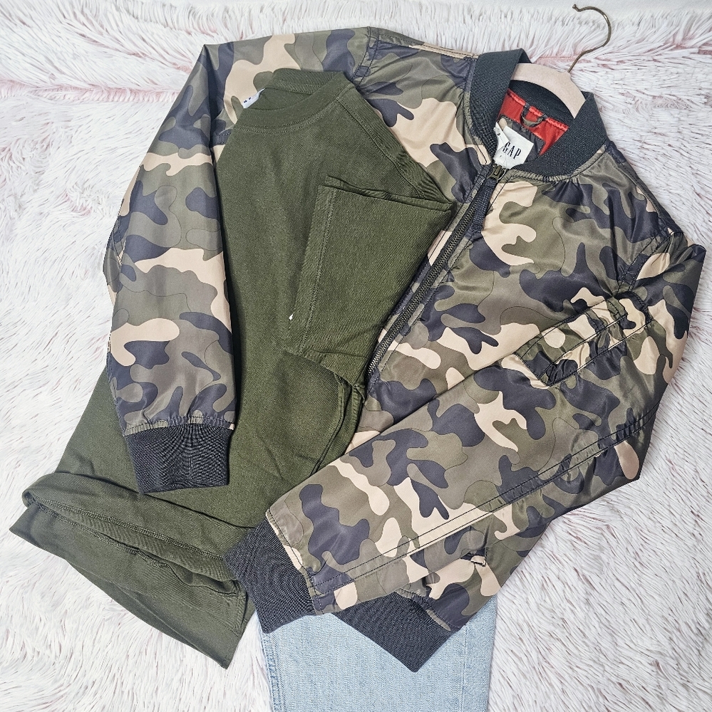 NWT Camo Nylon Bomber Jacket Size S